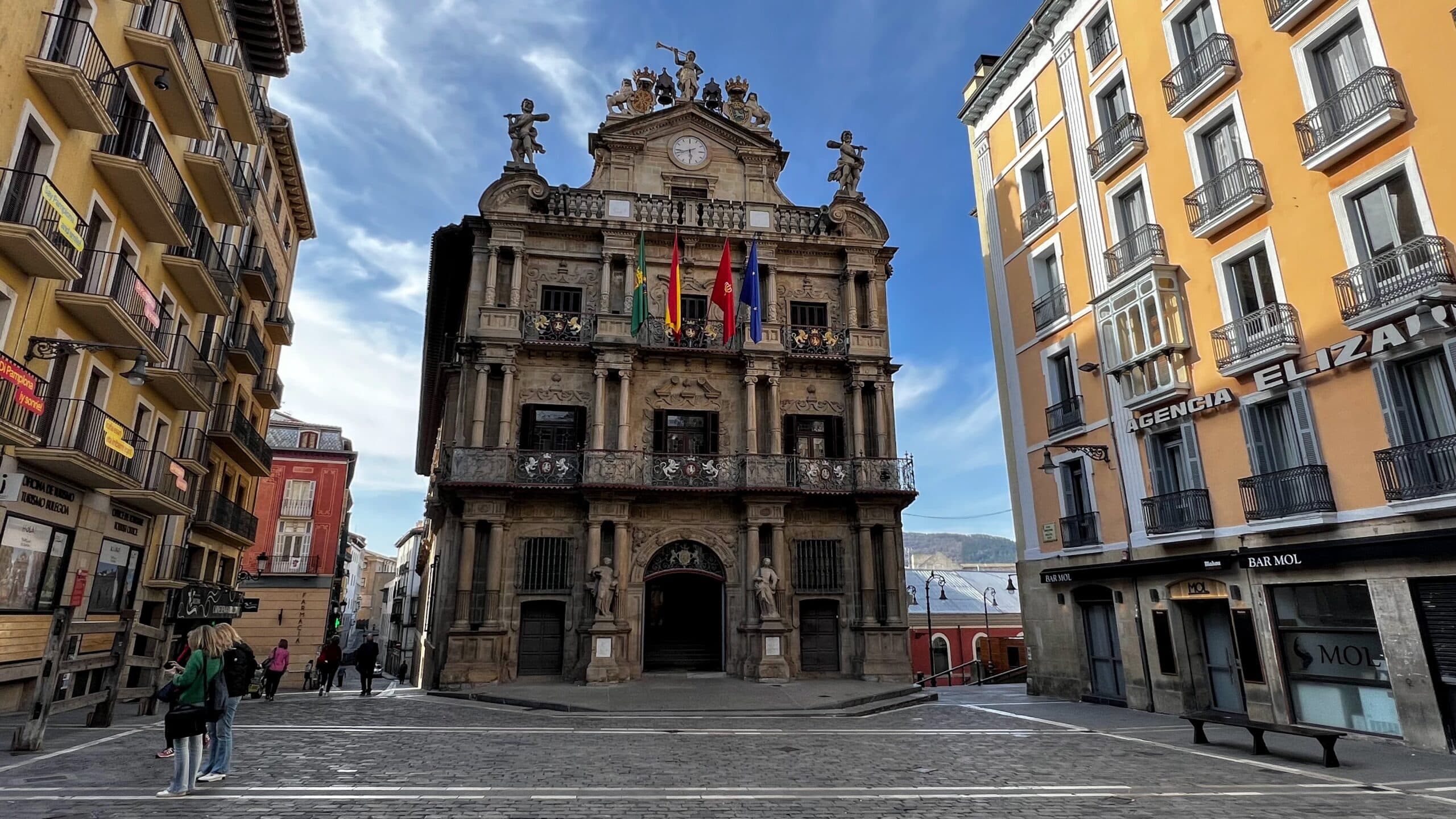 Qué es Balconea: el marketplace de balcones del encierro